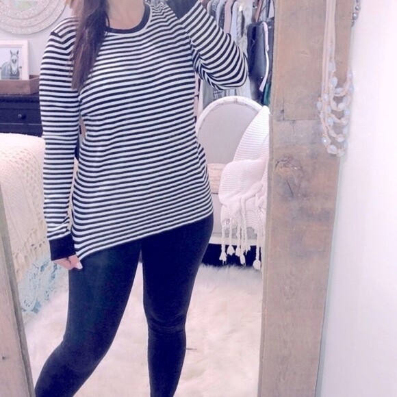 Michael Michael Kors size large striped sweater - Picture 1 of 4